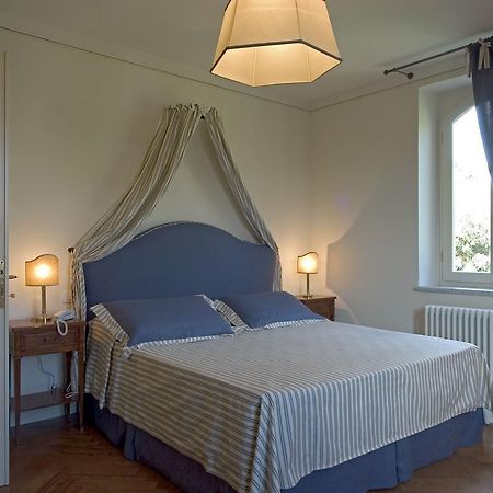 Villa Signori มารินา ดิ เปียตราซันตา ภายนอก รูปภาพ
