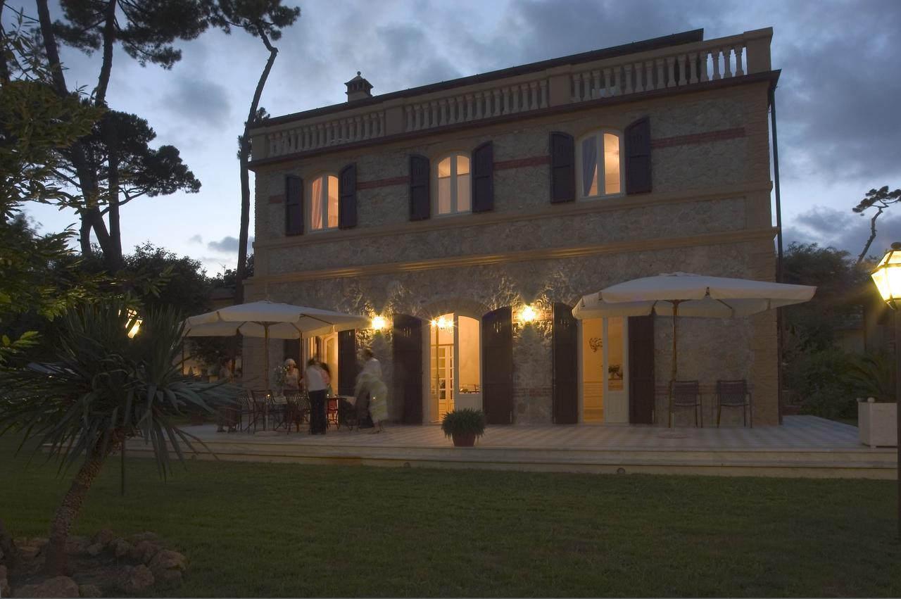 Villa Signori มารินา ดิ เปียตราซันตา ภายนอก รูปภาพ